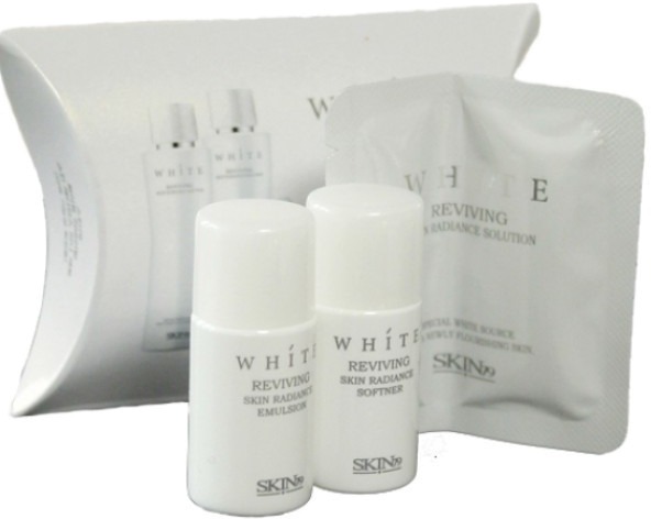 Skin White Reviving Skin Radiance Solution Mini Set